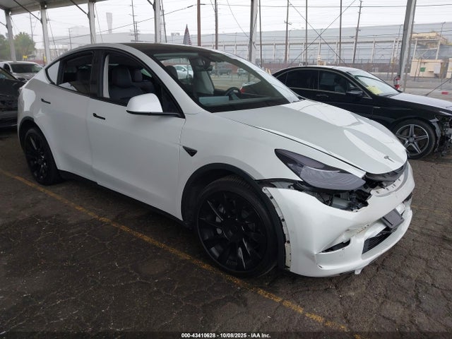 2022 TESLA MODEL Y 7SAYGDEE3NF435570 Photo 0