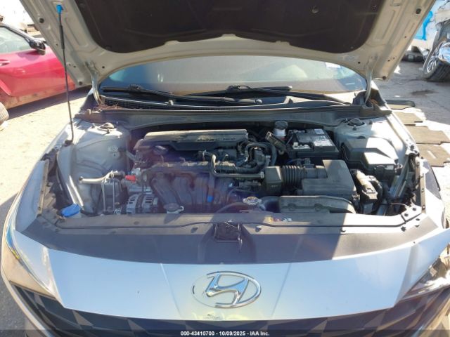 2021 HYUNDAI ELANTRA 5NPLL4AG3MH052156 Photo 9