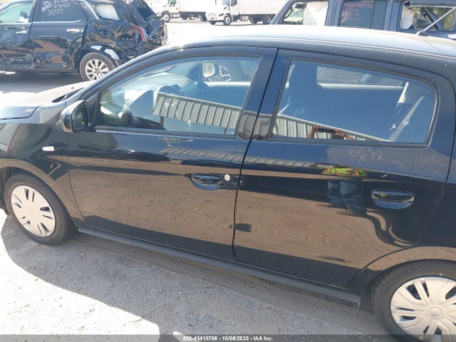 Mitsubishi mivec 2024 ML32AUHJ2RH025462 Image 14