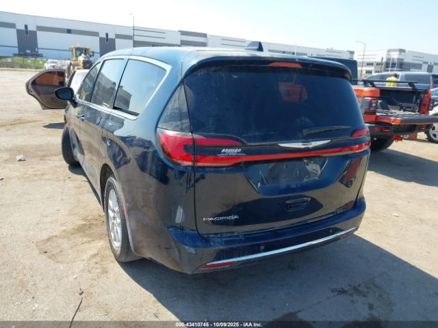 2024 CHRYSLER PACIFICA 2C4RC1BG5RR189729 Photo 2