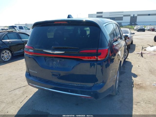 2024 CHRYSLER PACIFICA 2C4RC1BG5RR189729 Photo 3