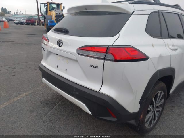 2023 TOYOTA COROLLA CROSS 7MUDAAAG2PV047060 Photo 3