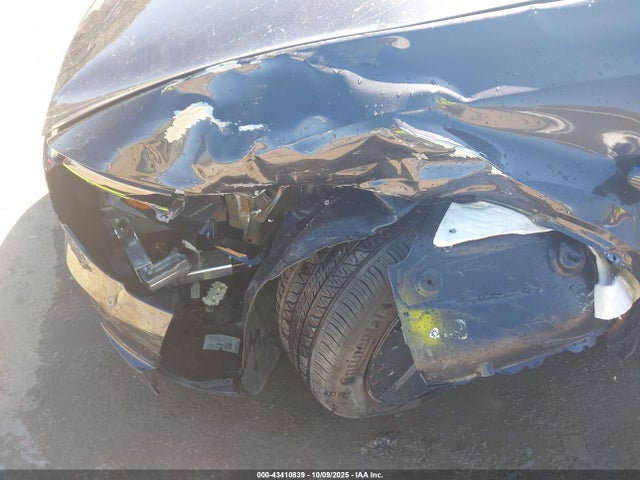 2026 TESLA MODEL Y 7SAYGDED7TF376432 Photo 5