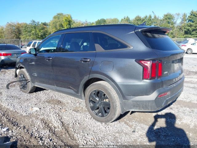 2021 KIA SORENTO 5XYRLDLC7MG067254 Photo 2