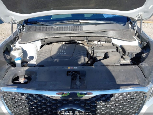 2018 KIA SORENTO 5XYPGDA51JG372762 Photo 9
