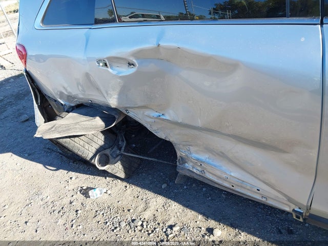 2018 KIA SORENTO 5XYPGDA51JG372762 Photo 5