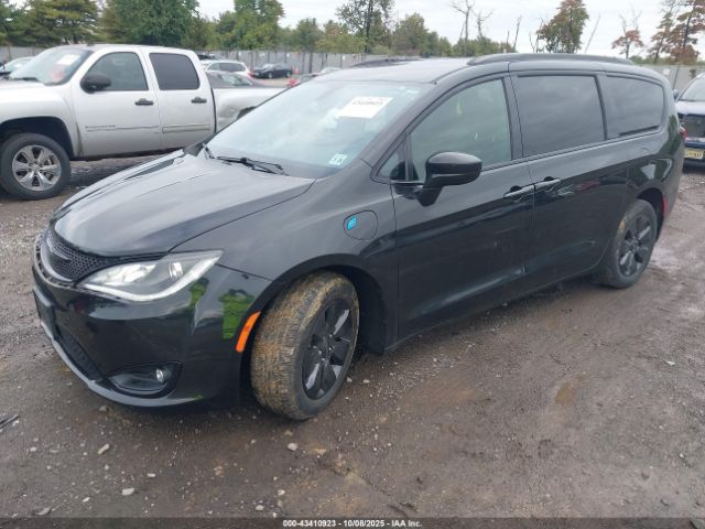 2020 CHRYSLER PACIFICA HYBRID 2C4RC1L74LR267553 Photo 1