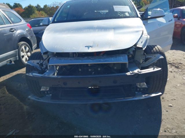 2023 TESLA MODEL Y 7SAYGDEE0PA121598 Photo 5