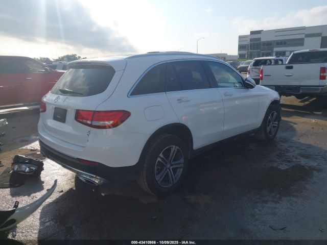 2016 MERCEDES-BENZ GLC 300 WDC0G4JB4GF077801 Photo 3
