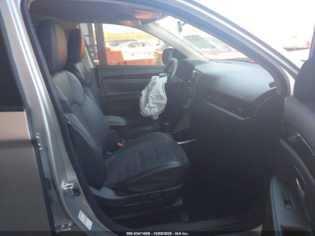 2019 MITSUBISHI OUTLANDER JA4AD3A34KZ049598 Photo 4