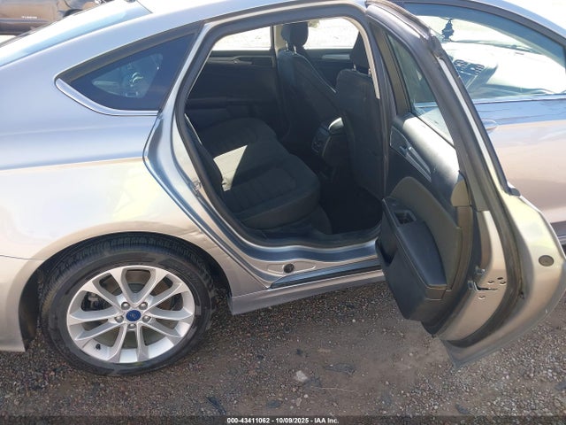 Ford Fusion Hybrid Se 2020 3FA6P0LU1LR115107 Image 8