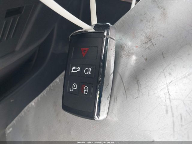 2024 LAND ROVER RANGE ROVER EVOQUE SALZL2FX7RH233668 Photo 10