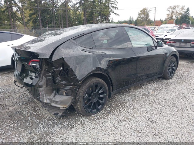 2023 TESLA MODEL Y 7SAYGAEE3PF865147 Photo 3