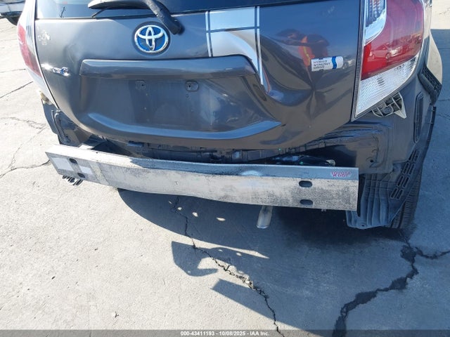 JTDKDTB39F1110165 Toyota 1nz-fxe+1lm