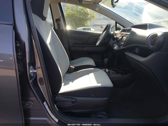 JTDKDTB39F1110165 Toyota 1nz-fxe+1lm