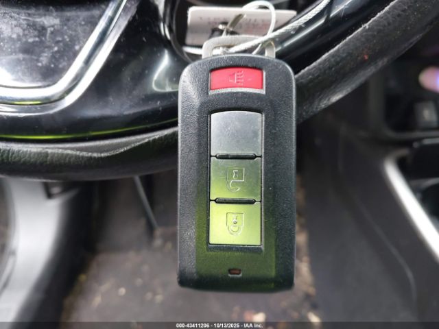 2020 MITSUBISHI OUTLANDER JA4AD3A38LZ022101 Photo 10