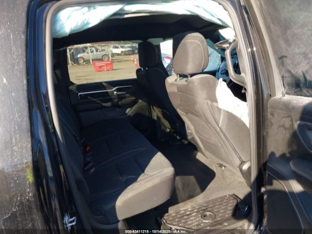 2024 RAM 1500 1C6RRFFG0RN180219 Photo 7