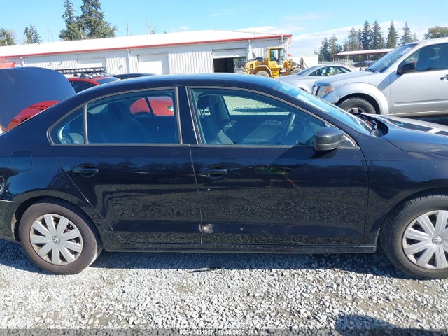 3VW267AJ8GM271593 Volkswagen Jetta 1.4t S