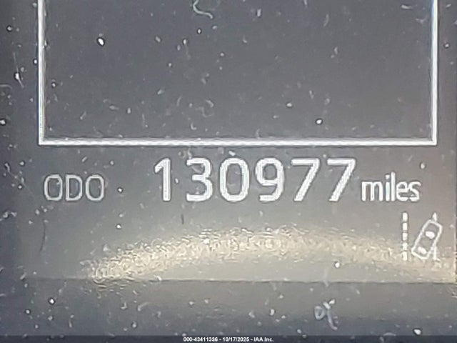 Продажа на аукционе авто 2021 Toyota Camry Le, vin: 4T1C11AK6MU592739, номер лота: 43411336
