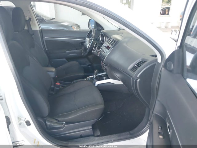 2011 MITSUBISHI OUTLANDER SPORT JA4AP3AUXBZ024382 Photo 4