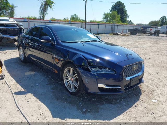 2018 JAGUAR XJ SAJWJ2GD0J8W16846 Photo 0