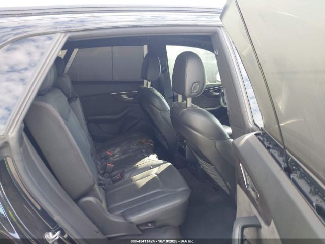 2019 AUDI Q8 WA1FVAF18KD022156 Photo 7