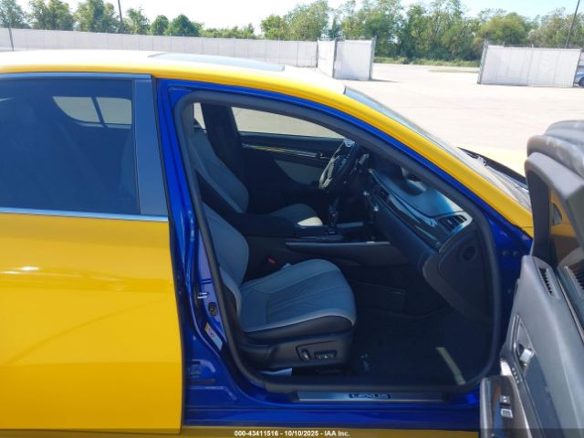 2016 LEXUS GS F JTHBP1BL0GA000875 Photo 4