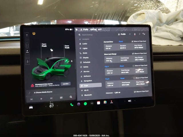 2025 TESLA MODEL 3 5YJ3E1EB0SF069127 Photo 6