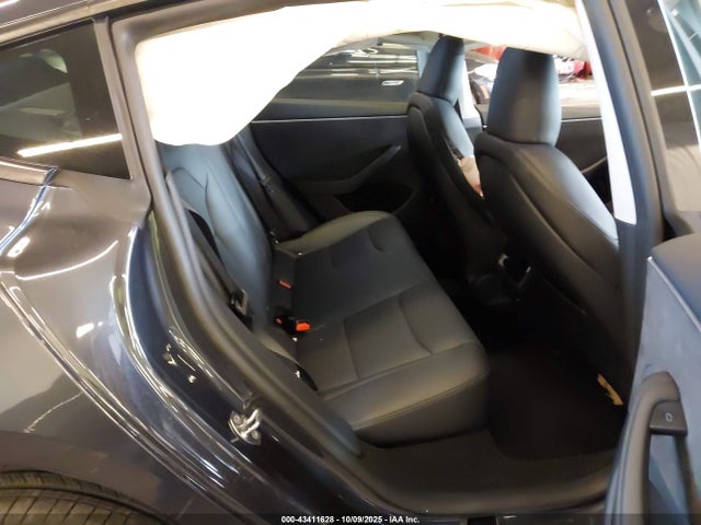 2025 TESLA MODEL 3 5YJ3E1EB0SF069127 Photo 7