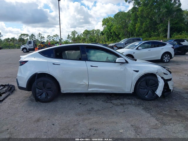 2026 Tesla Model Y Rwd მანქანა იყიდება აუქციონზე, vin: 7SAYGDED0TA456796, აუქციონის ნომერი: 43411683