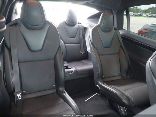 Продаж на аукціоні авто 2018 Tesla Model X 100d/75d/p100d, vin: 5YJXCBE23JF114041, номер лоту: 43411707