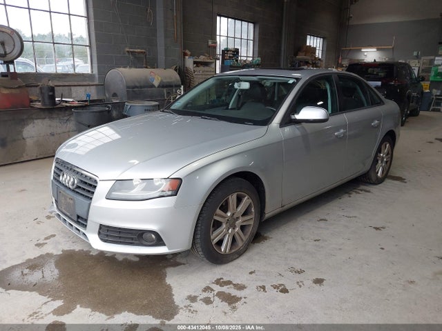 2010 AUDI A4 WAUBFAFL3AN008836 Photo 1
