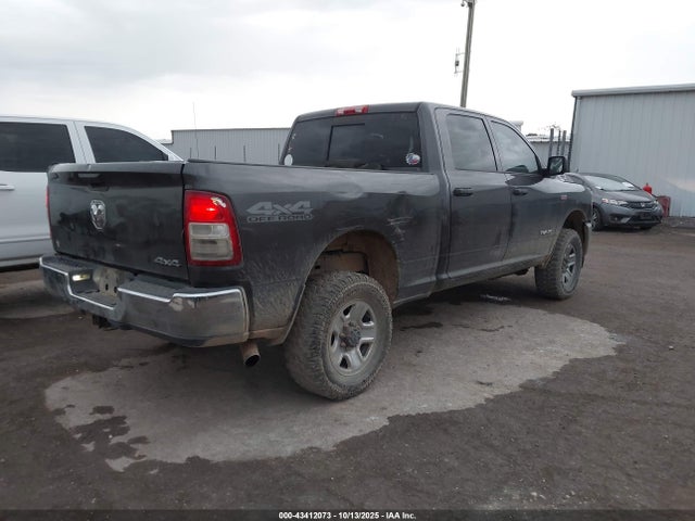 43412073 :رقم المزاد ، 3C6UR5CJ5LG173352 vin ، 2020 Ram 2500 Tradesman  4x4 6'4 Box مزاد بيع