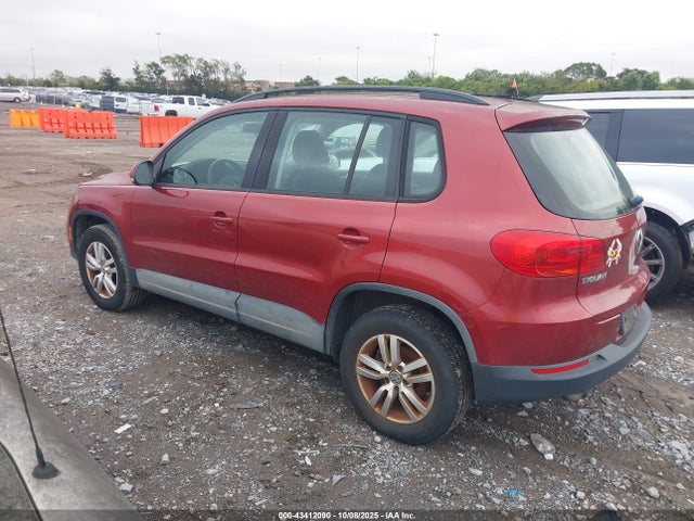 WVGAV7AXXFW014869 Volkswagen 2015