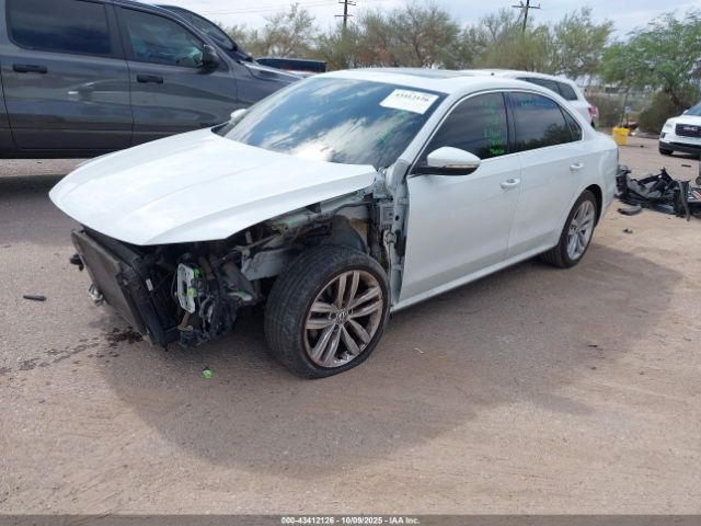 2018 VOLKSWAGEN PASSAT 1VWBA7A30JC039272 Photo 1