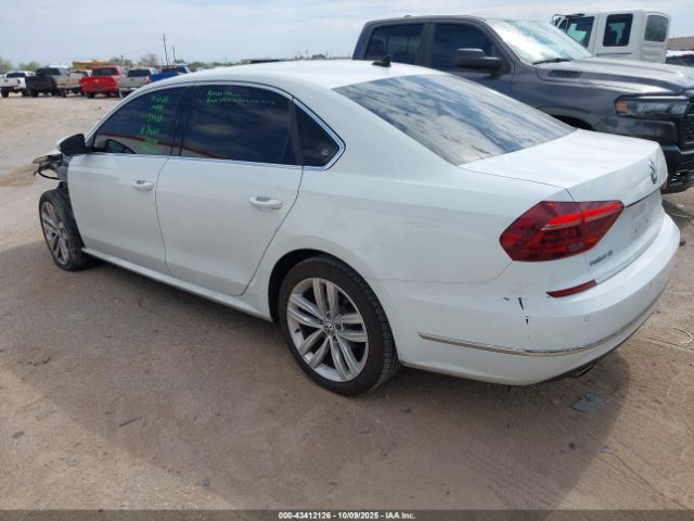 2018 VOLKSWAGEN PASSAT 1VWBA7A30JC039272 Photo 2