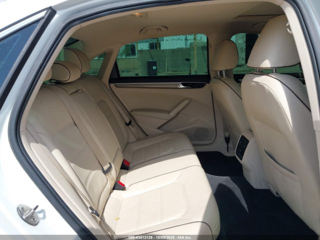 2018 VOLKSWAGEN PASSAT 1VWBA7A30JC039272 Photo 7