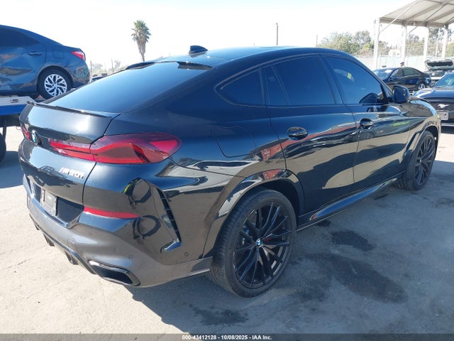 2021 BMW X6 5UXCY8C03M9E15204 Photo 3