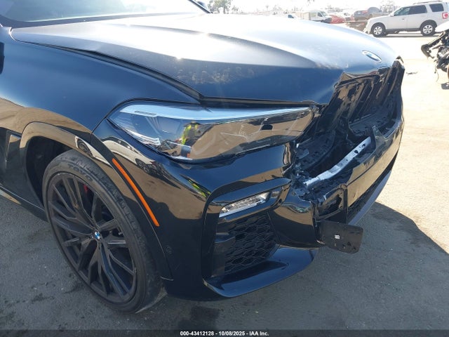 2021 BMW X6 5UXCY8C03M9E15204 Photo 5