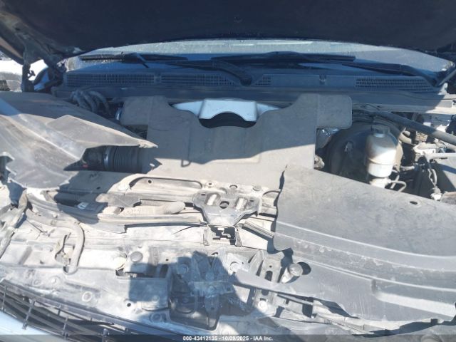 2017 CADILLAC ESCALADE ESV 1GYS3HKJ6HR153763 Photo 9