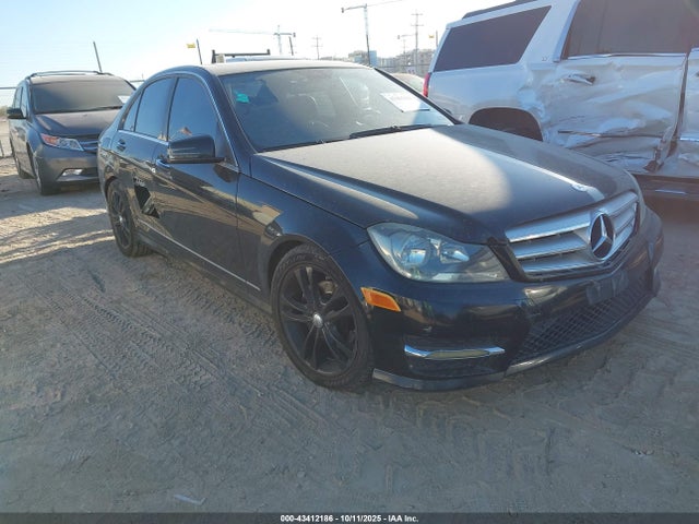 2013 Mercedes-benz C 250 Sport მანქანა იყიდება აუქციონზე, vin: WDDGF4HB0DA769968, აუქციონის ნომერი: 43412186