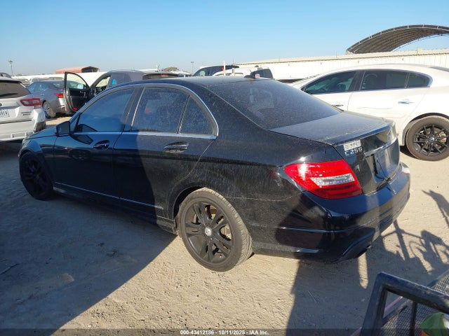 2013 Mercedes-benz C 250 Sport მანქანა იყიდება აუქციონზე, vin: WDDGF4HB0DA769968, აუქციონის ნომერი: 43412186