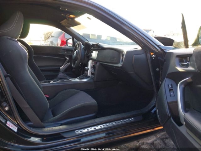 2017 TOYOTA 86 JF1ZNAA10H8700786 Photo 4