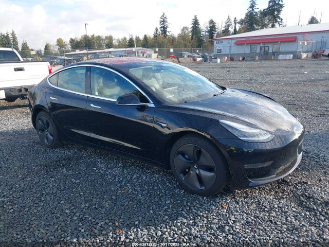 2018 TESLA MODEL 3 5YJ3E1EBXJF070817 Photo 0