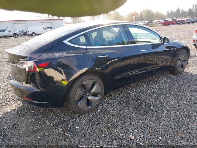 2018 TESLA MODEL 3 5YJ3E1EBXJF070817 Photo 3