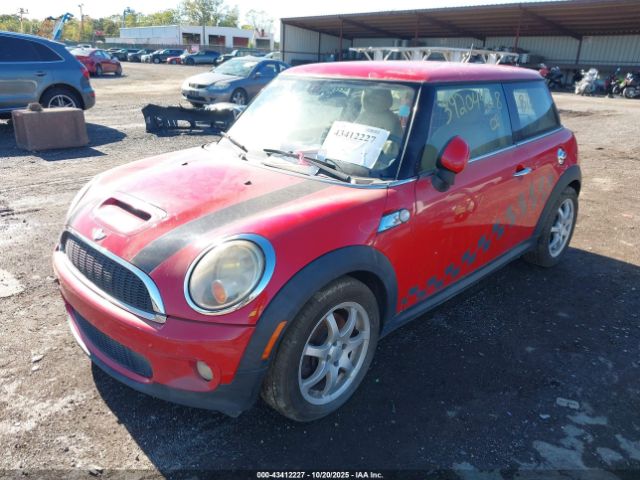 2010 MINI COOPER S WMWMF7C56ATZ34628 Photo 1