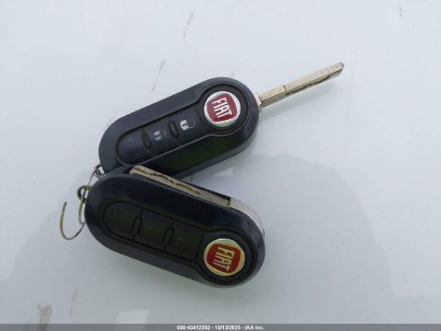 2013 FIAT 500 3C3CFFAR2DT753182 Photo 10