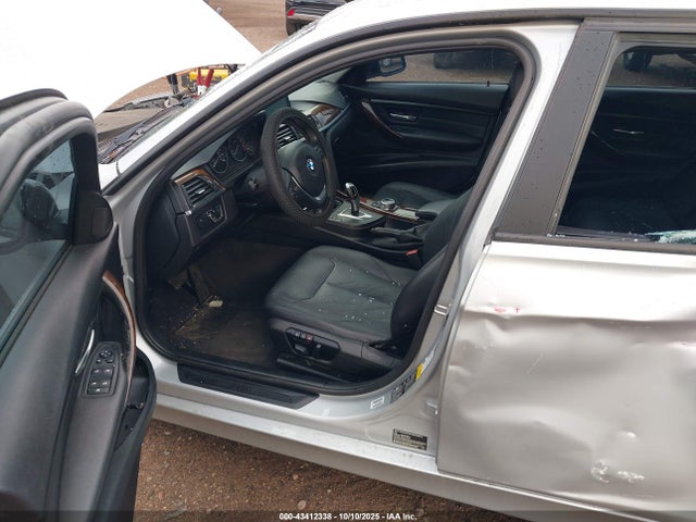 BMW 328i Xdrive 2014 WBA3B3C50EJ982076 Image 17