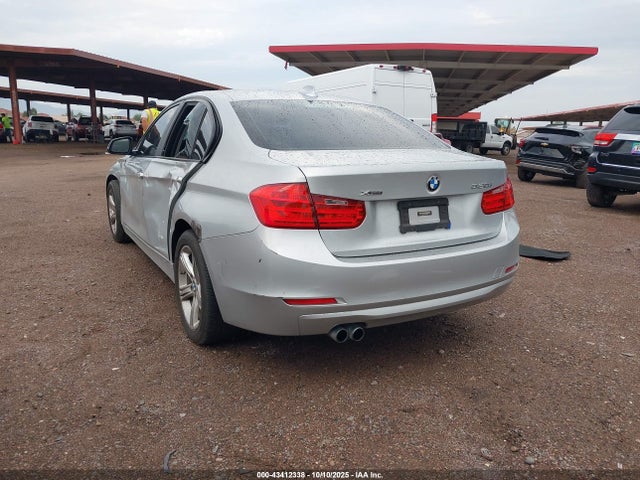 BMW 328i Xdrive 2014 WBA3B3C50EJ982076 Image 3