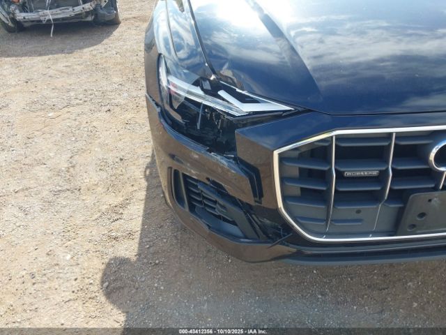 2019 AUDI Q8 WA1AVAF16KD016897 Photo 5